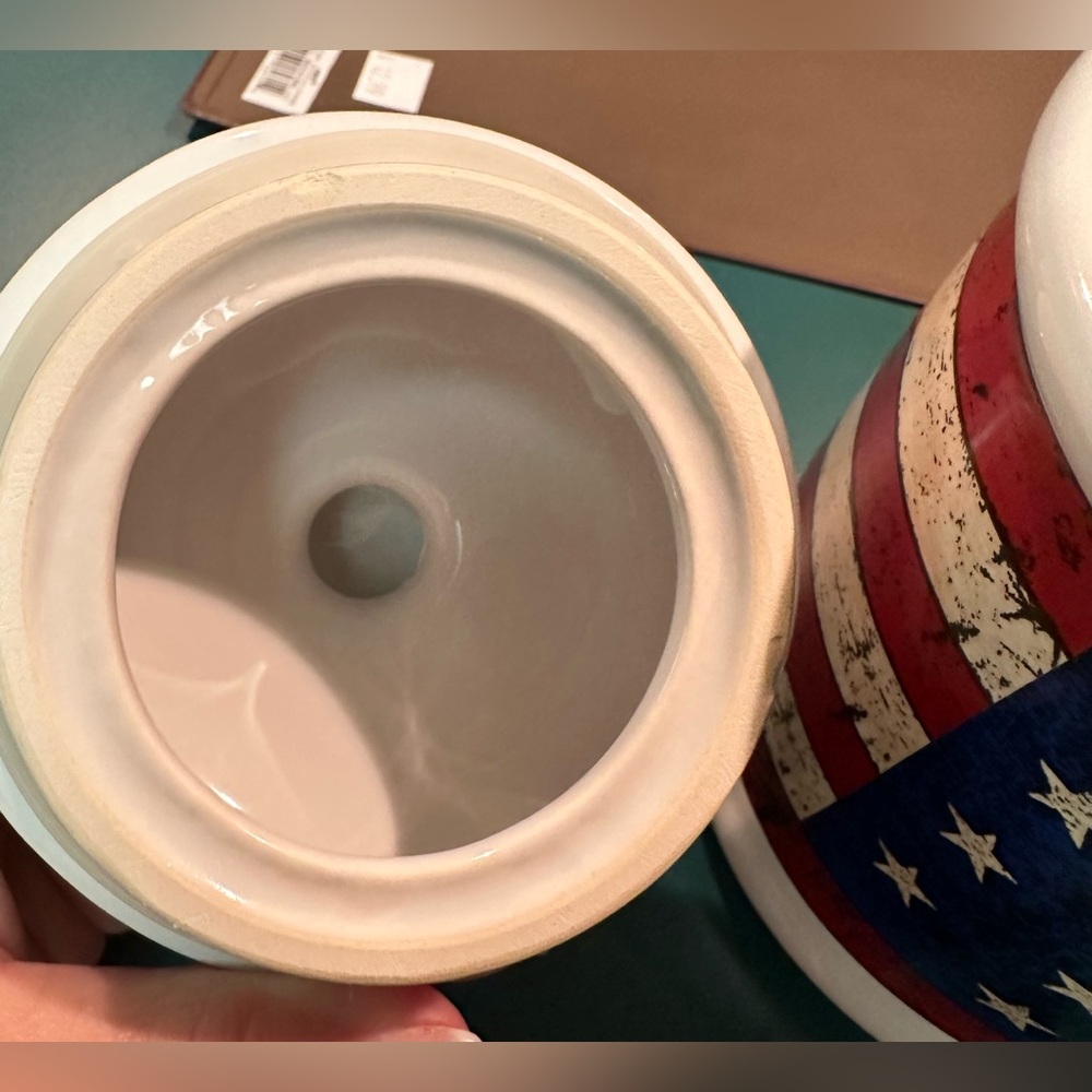 Warren Kimble ‘Colonial’ small canister - Picture 3 of 5